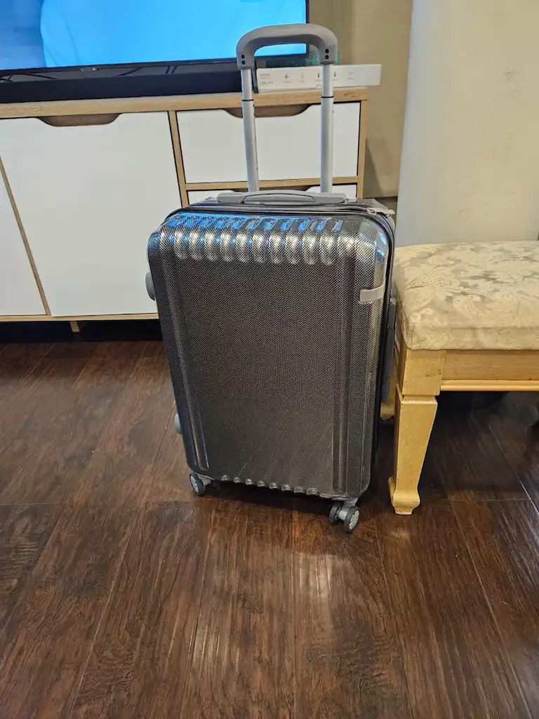 Dokumentasi Hasil Servis Roda dan Handle Koper
